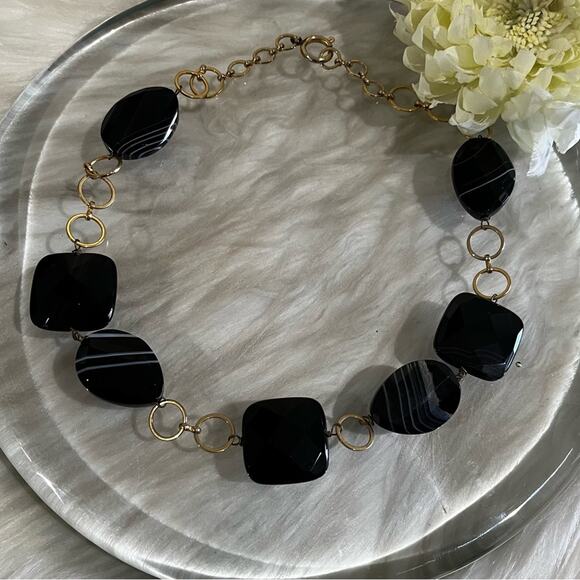 NEW Technibond Onyx Stone Varigated Bead Gold Circular Clasp Statement Necklace - Picture 3 of 15